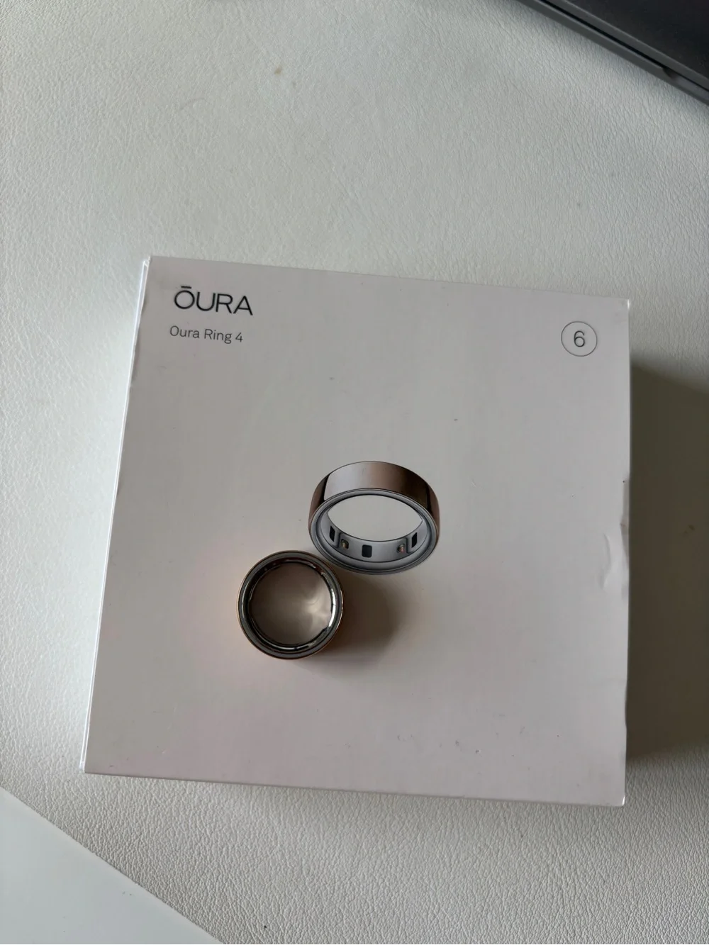 Oura Ring 4 – rose gold smart ring